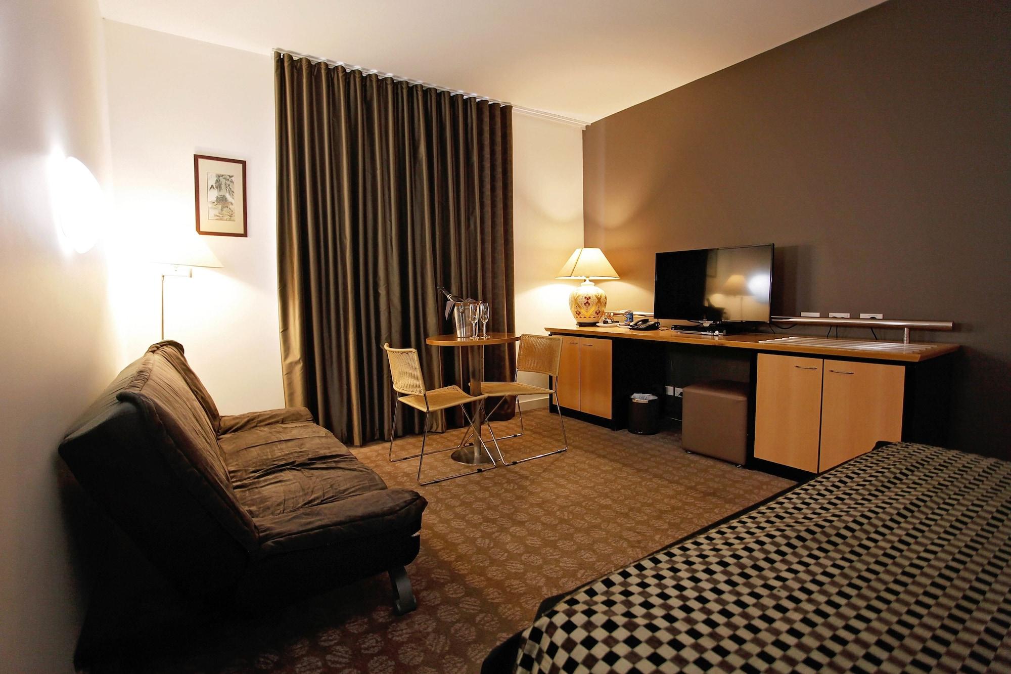 Golden Pebble Hotel Wantirna Dış mekan fotoğraf