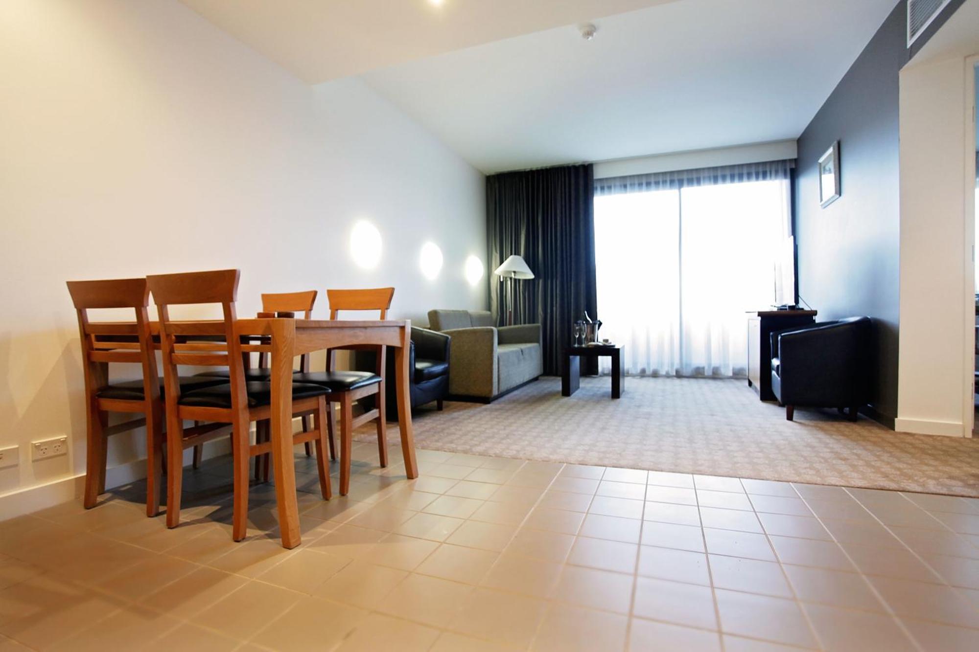 Golden Pebble Hotel Wantirna Oda fotoğraf