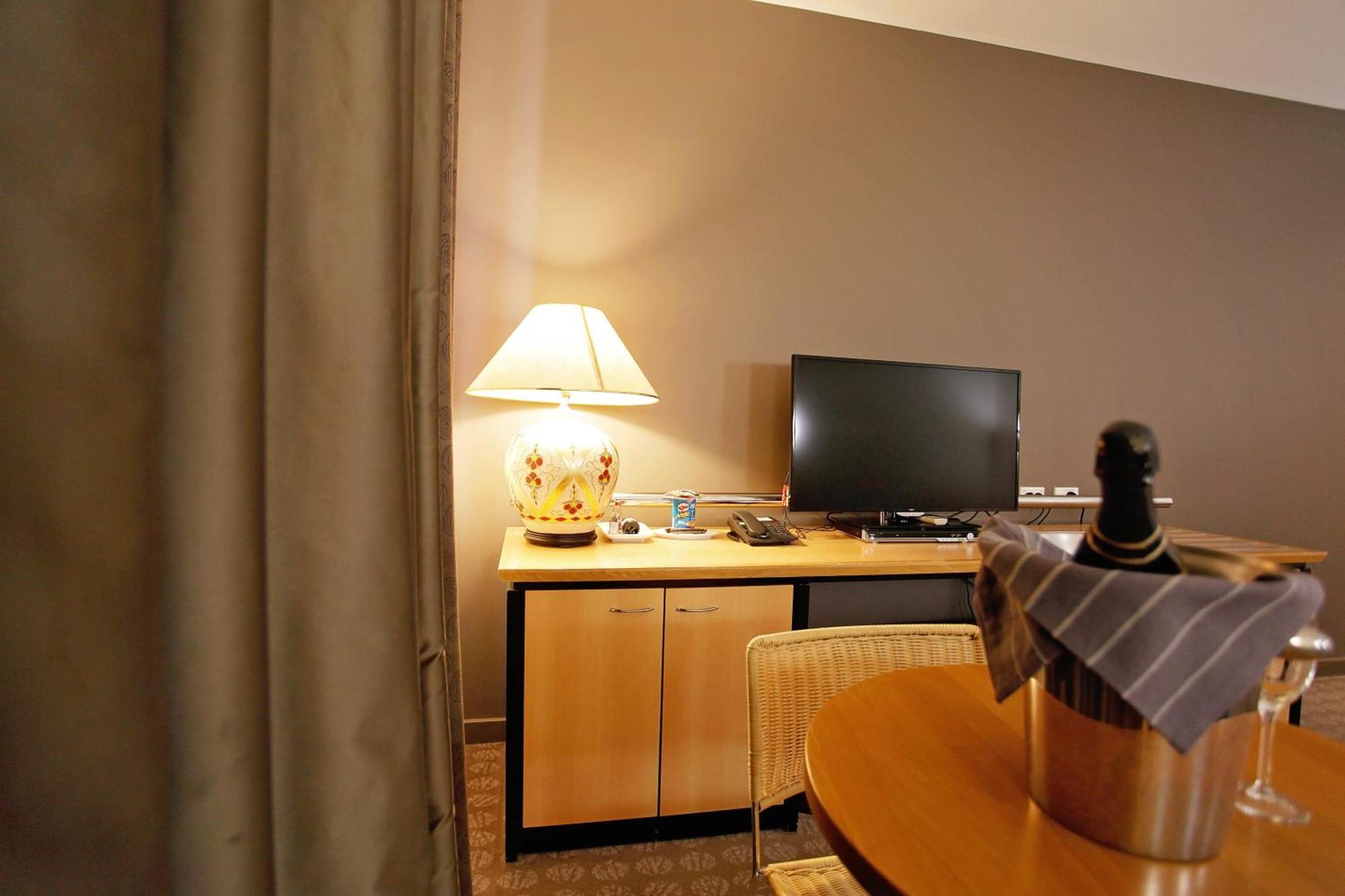 Golden Pebble Hotel Wantirna Oda fotoğraf